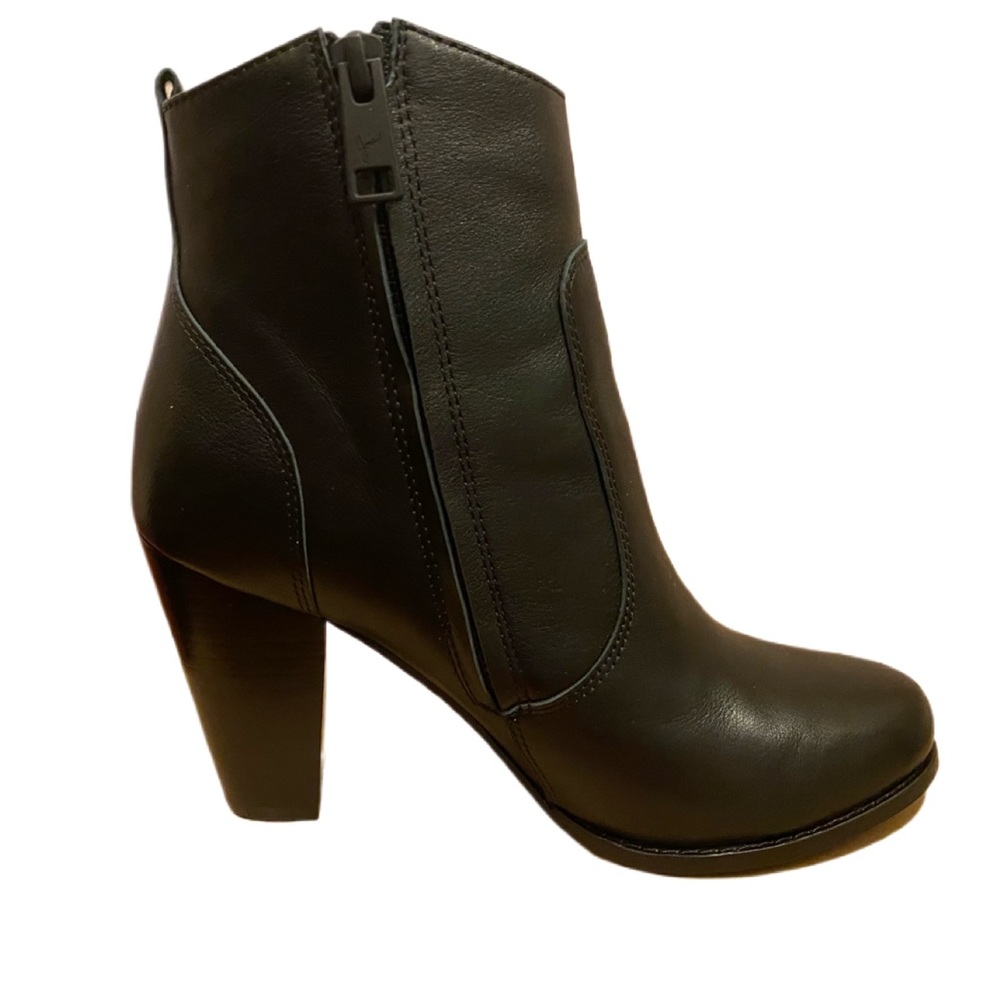 Joie Dalton Black Leather Zip Bootie size 7.5